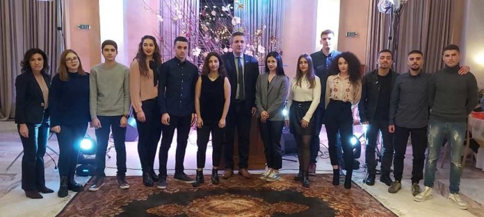 vraveia-mathites vraveia-mathites