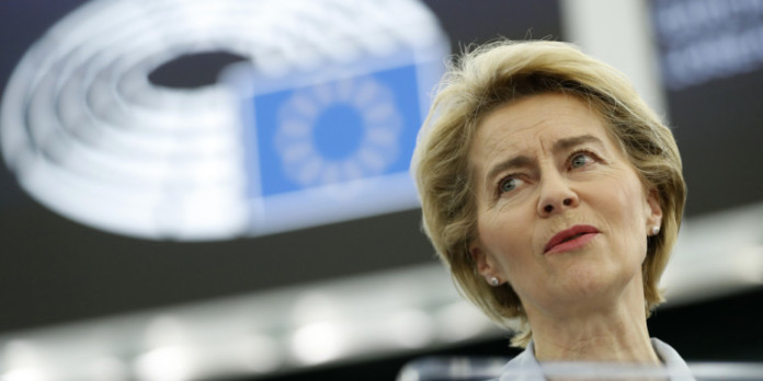 ursula-fon-der-laien