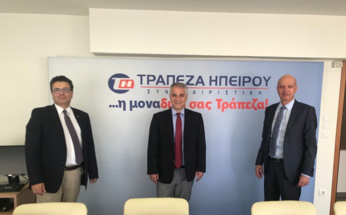 trapeza_ipeiroy_-_dioikitis_hatzikosta_0