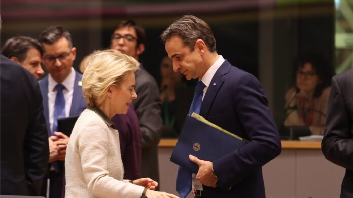 URSULA-MITSOTAKIS