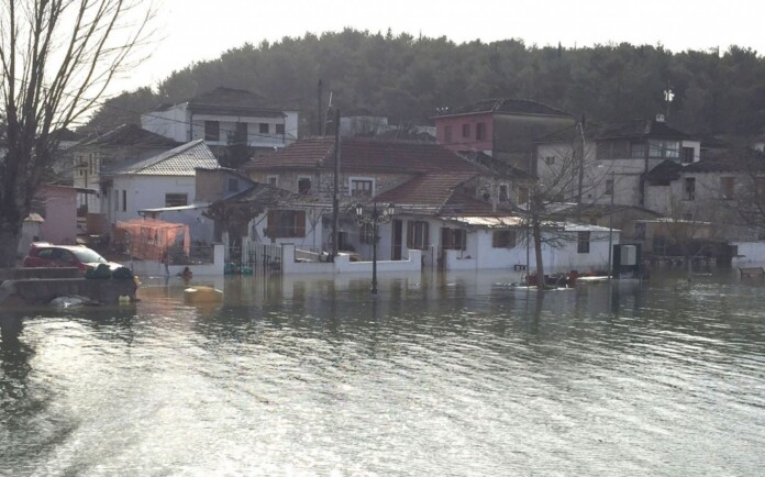 Γιάννενα: Προβληματισμός για τις επιπτώσεις στον τουρισμό του Νησιού