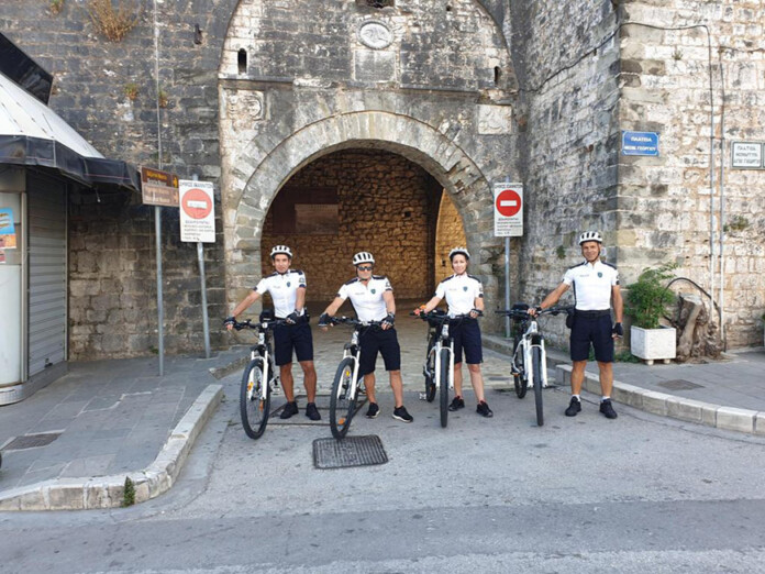 astynomikoi_podilates