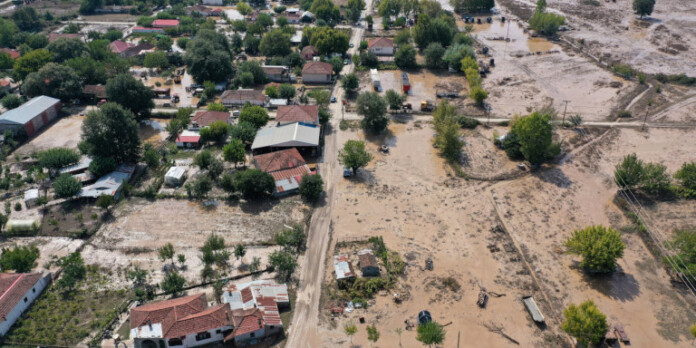 plimires-karditsa
