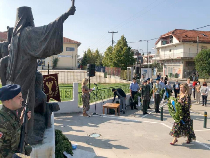 tzoyfi_mnimi-genoktonias