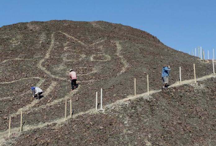 geoglyfiko-gata-peru