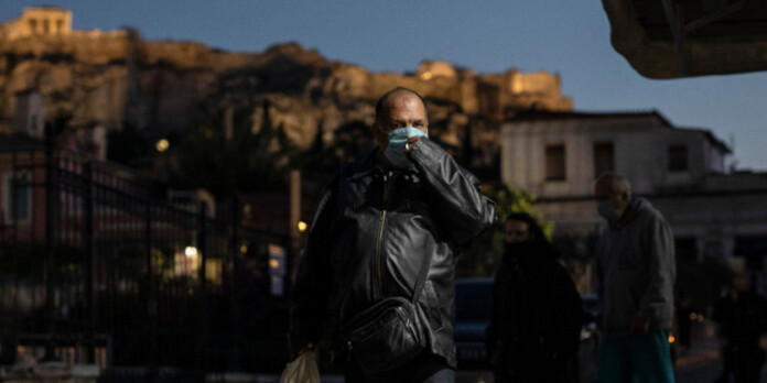 karantina-acropoli-maska