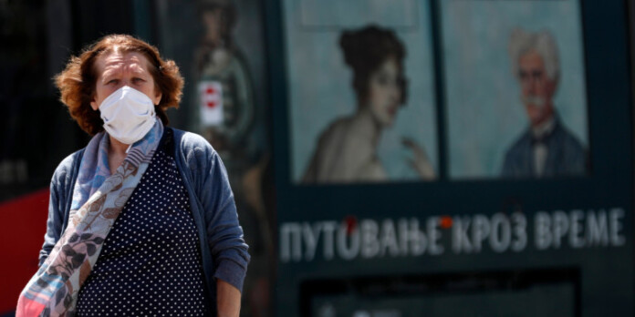 maska-gynaika-serbia