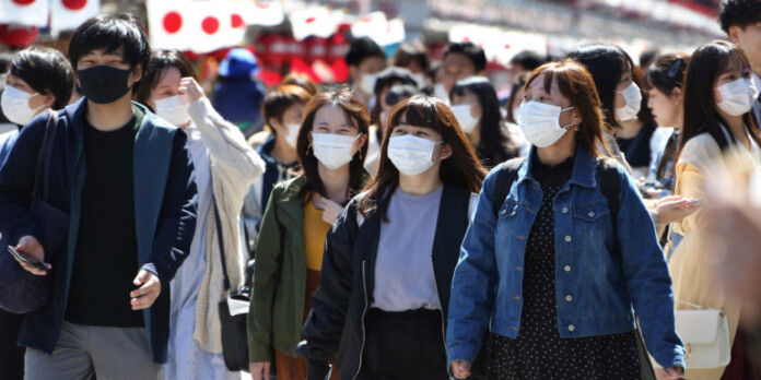 koronoios-maska-japan