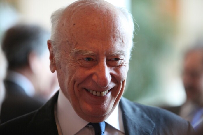 ΚΩΣΤΟΠΟΥΛΟΣ