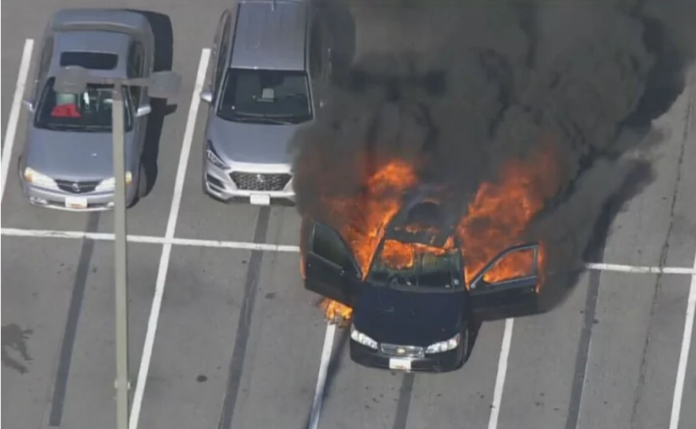 ΑΥΤΟΚΙΝΗΤΟ ΦΩΤΙΑ