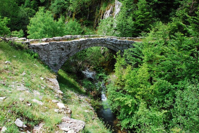 ΓΕΦΥΡΙ ΧΑΛΙΚΙ