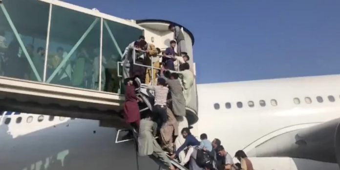 ΚΑΜΠΟΥΛ ΑΕΡΟΔΡΟΜΙΟ