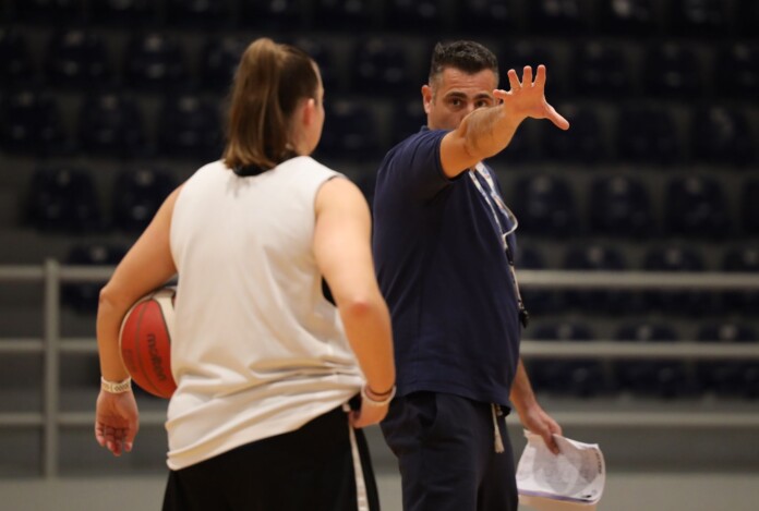 ΔΟΥΒΙΤΣΑΣ ΠΑΣ WBC