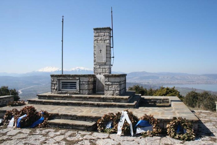 ΜΝΗΜΕΙΟ ΛΟΡΕΝΤΖΟΥ ΜΑΒΙΛΗ