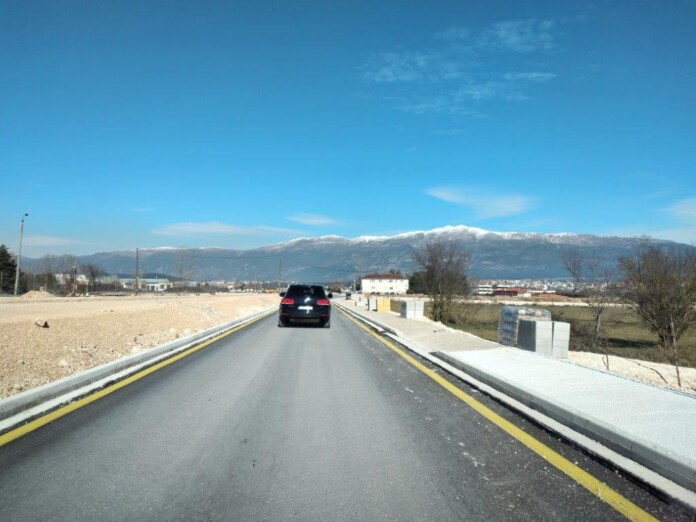 ΝΙΑΡΧΟΥ ΠΕΔΙΝΗ