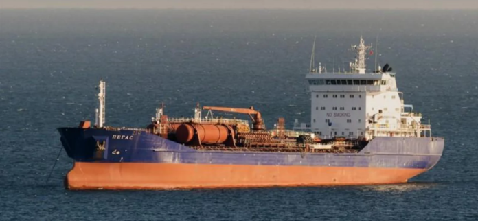 ΔΕΞΑΜΕΝΟΠΛΟΙΟ