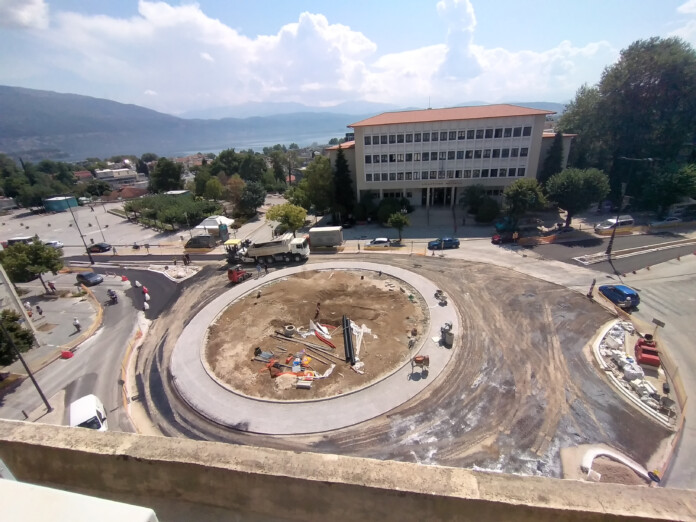 ΚΟΜΒΟΣ ΔΙΚΑΣΤΙΚΟ