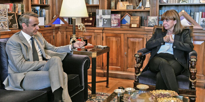 ΜΗΤΣΟΤΑΚΗΣ ΣΑΚΕΛΛΑΡΟΠΟΥΛΟΥ