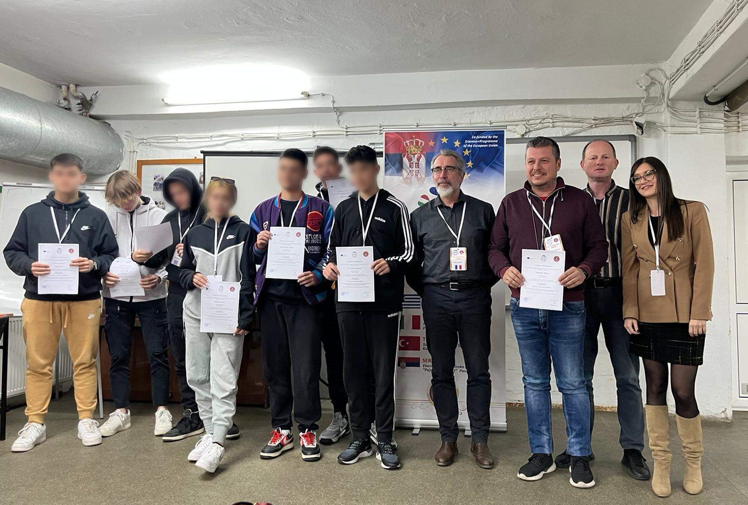 ΖΩΓΡΑΦΕΙΟ ΣΕΡΒΙΑ2