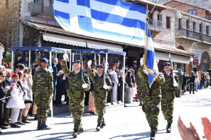 ΚΟΝΙΤΣΑ ΠΑΡΕΛΑΣΗ