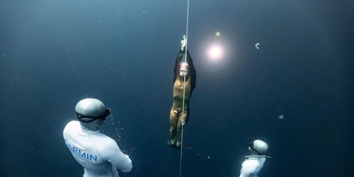 ΚΑΤΑΔΥΣΗ ΡΕΚΟΡ