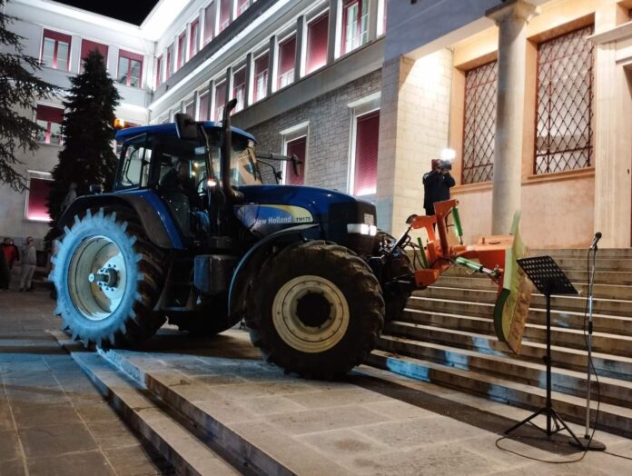 ΑΓΡΟΤΕΣ ΓΙΑΝΝΕΝΑ ΔΙΑΜΑΡΤΥΡΙΑ ΑΓΡΟΤΕΣ ΓΙΑΝΝΕΝΑ ΔΙΑΜΑΡΤΥΡΙΑ