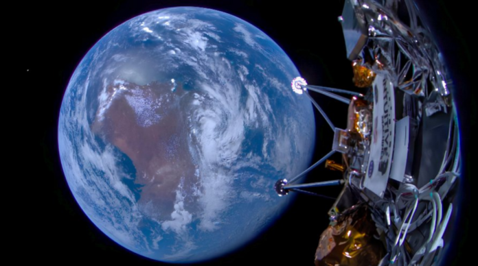 ΣΕΛΗΝΗ ΔΙΑΣΤΗΜΟΠΛΟΙΟ