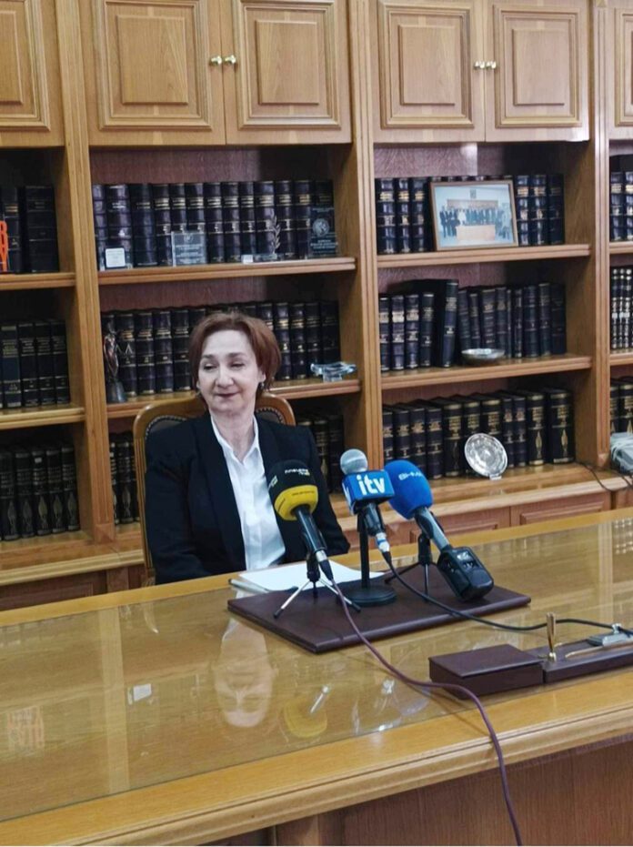 ΤΣΕΤΣΟΥ ΔΙΚΗΓΟΡΟΙ