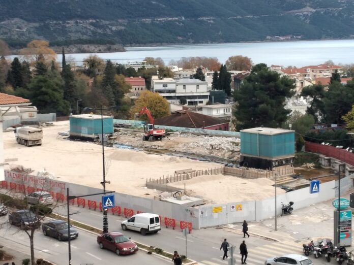ΠΛΑΤΕΙΑ ΕΡΓΑΣΙΕΣ 2