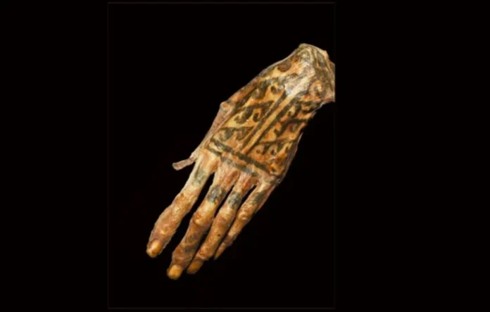 ΠΕΡΟΥ ΤΑΤΟΥΑΖ