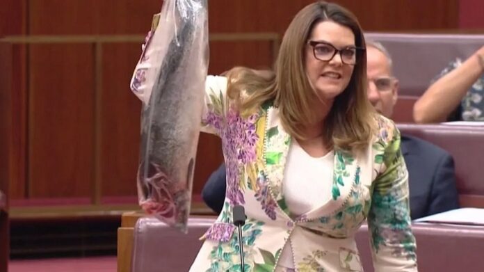 ΓΕΡΟΥΣΙΑΣΤΗΣ ΝΕΚΡΟΣ ΣΟΛΟΜΟΣ