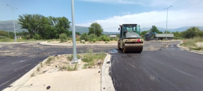 ΔΑΚΤΥΛΙΟΣ ΑΣΦΑΛΤΟΣΤΡΩΣΗ 1