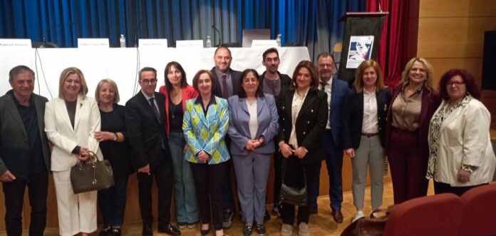 ΕΜΦΥΛΗ ΒΙΑ ΕΚΔΗΛΩΣΗ3