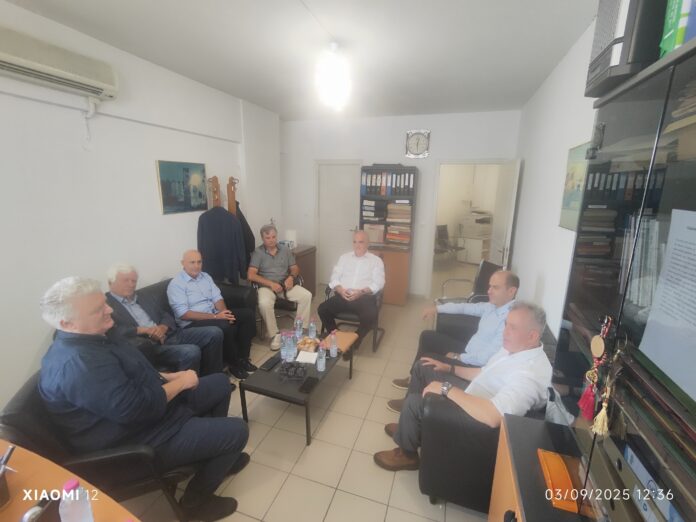 ΑΠΟΚΕΝΤΡΩΜΕΝΗ ΑΡΤΑ